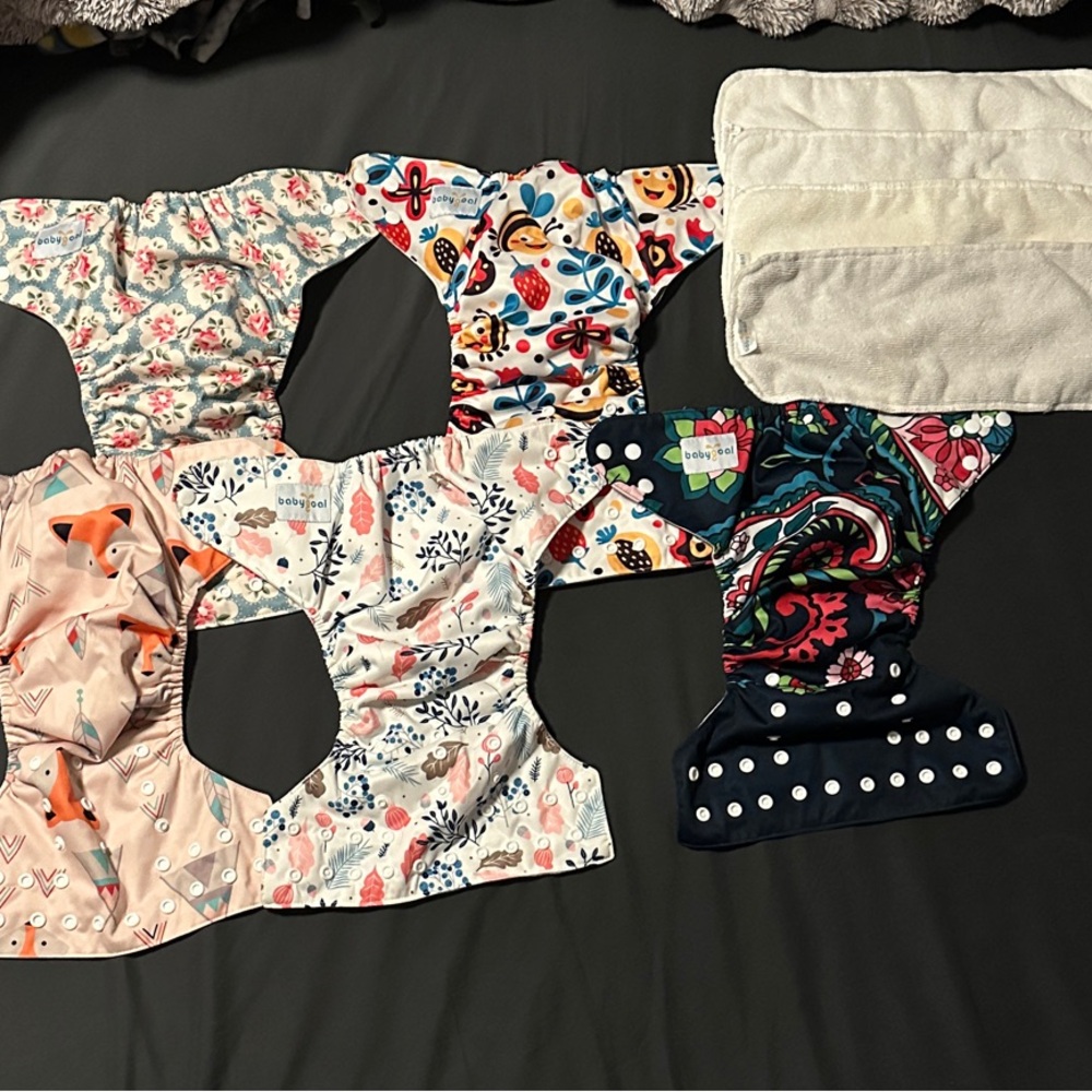 Colorful Patterned Cloth Diapers Set